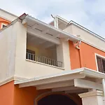 Aparthotel Toto 3*