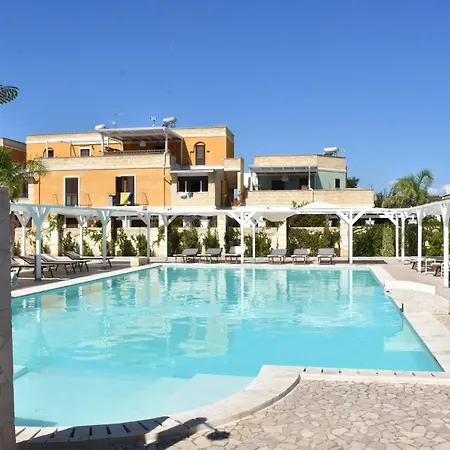 Apart-hotel Toto Torre Lapillo