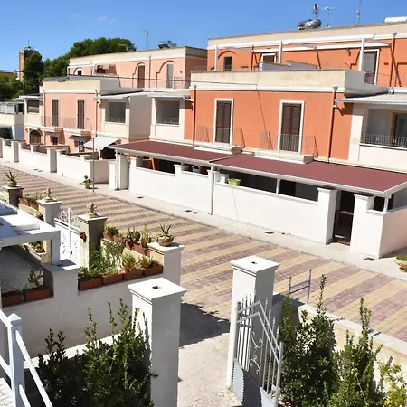 Apart-hotel Toto Torre Lapillo