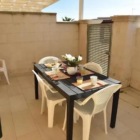 Aparthotel Toto 3*
