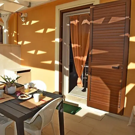 Aparthotel Toto Torre Lapillo