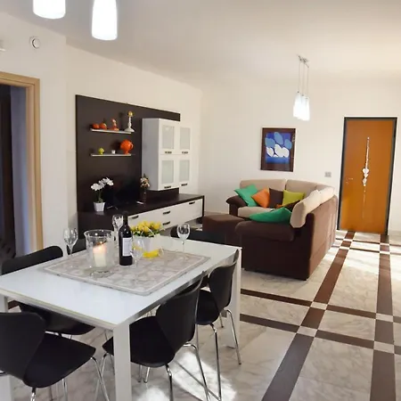 Toto Aparthotel Torre Lapillo