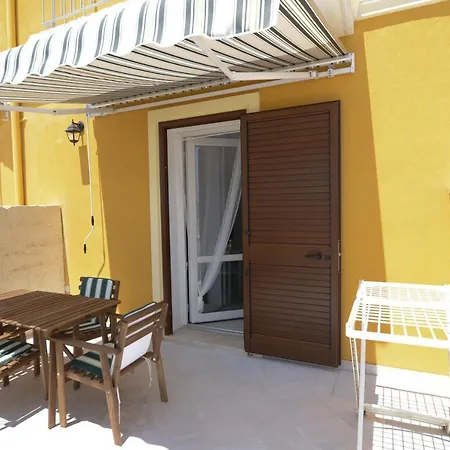 Toto Aparthotel Torre Lapillo