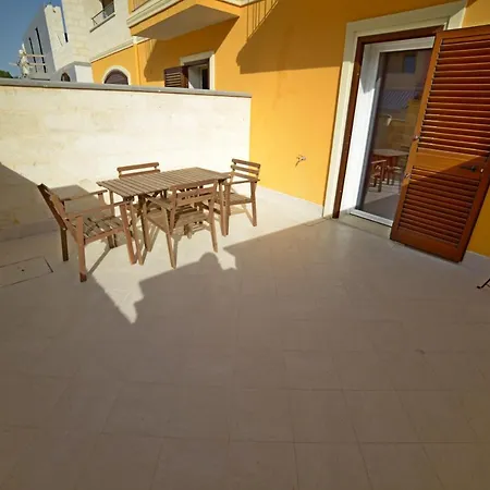 Aparthotel Toto Torre Lapillo