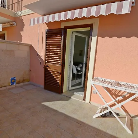 Toto Aparthotel